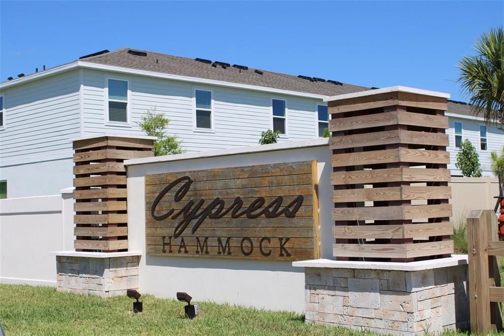 For Rent: $2,400 (3 beds, 2 baths, 1662 Square Feet)