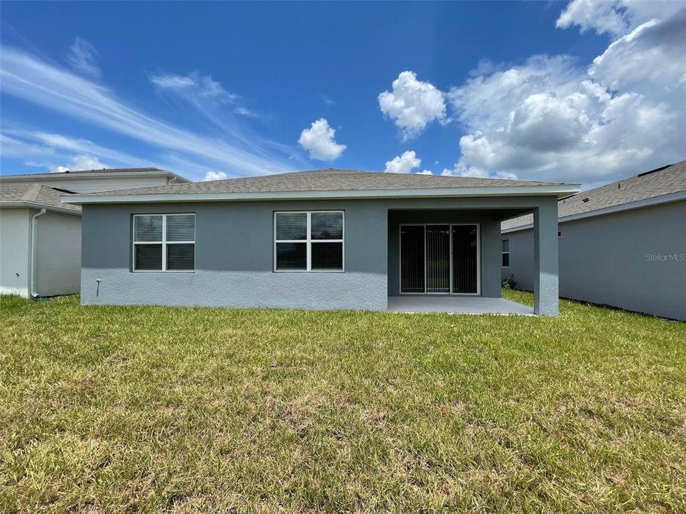 For Rent: $2,400 (3 beds, 2 baths, 1662 Square Feet)