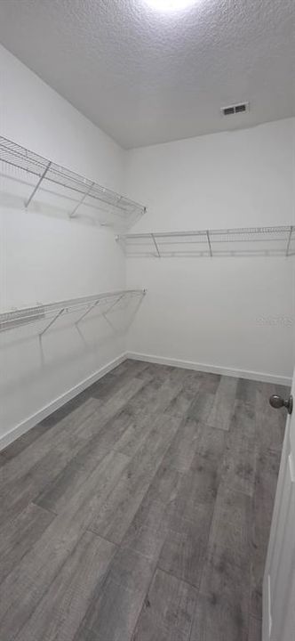 На продажу: $599,900 (4 спален, 2 ванн, 2852 Квадратных фут)