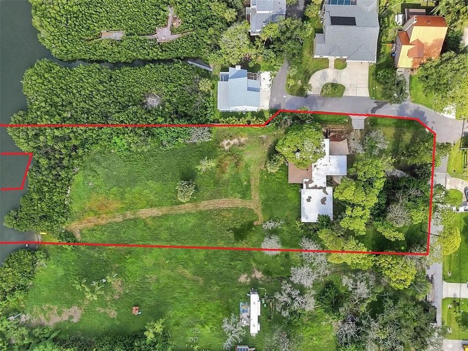 En Venta: $949,999 (4 camas, 2 baños, 1901 Pies cuadrados)