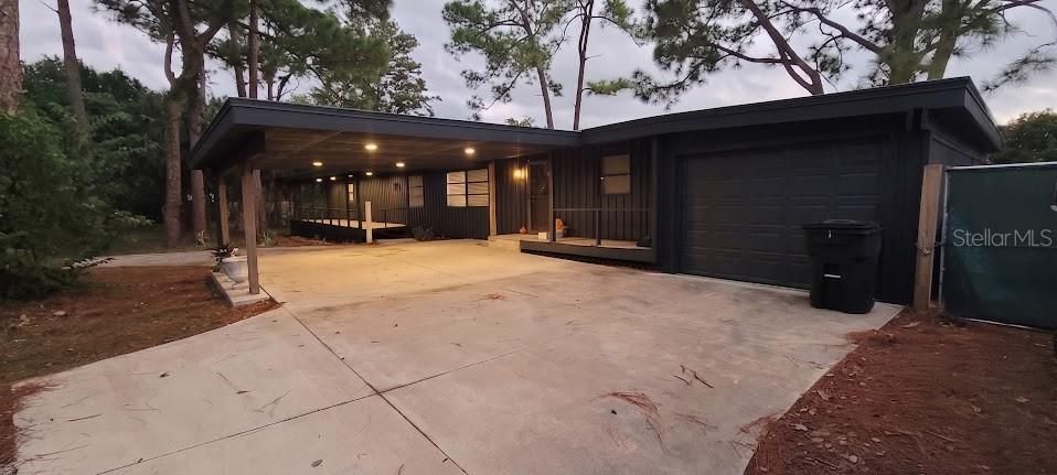 En Venta: $949,999 (4 camas, 2 baños, 1901 Pies cuadrados)