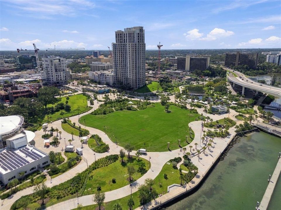 For Sale: $344,500 (2 beds, 2 baths, 1231 Square Feet)