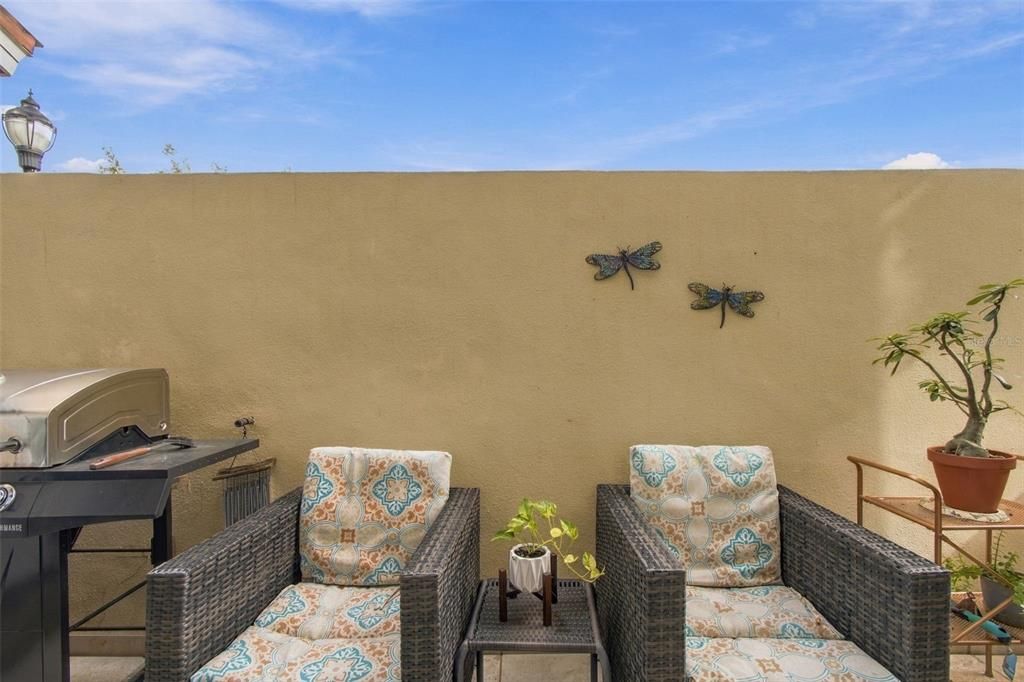 For Sale: $344,500 (2 beds, 2 baths, 1231 Square Feet)