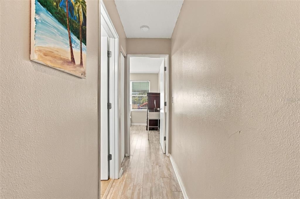 For Sale: $344,500 (2 beds, 2 baths, 1231 Square Feet)