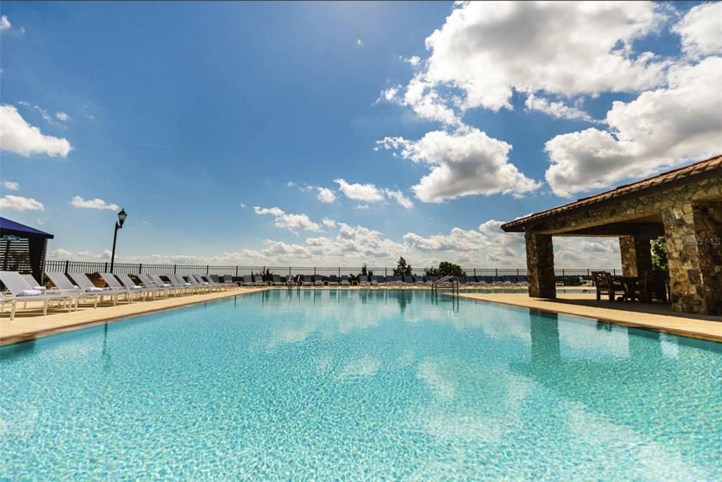 For Rent: $5,600 (5 beds, 3 baths, 3076 Square Feet)