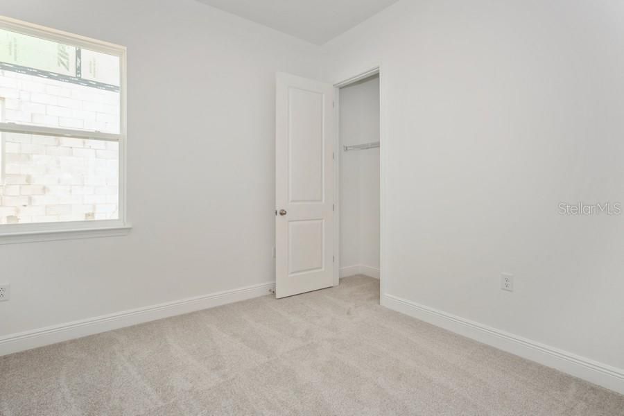 For Rent: $5,600 (5 beds, 3 baths, 3076 Square Feet)