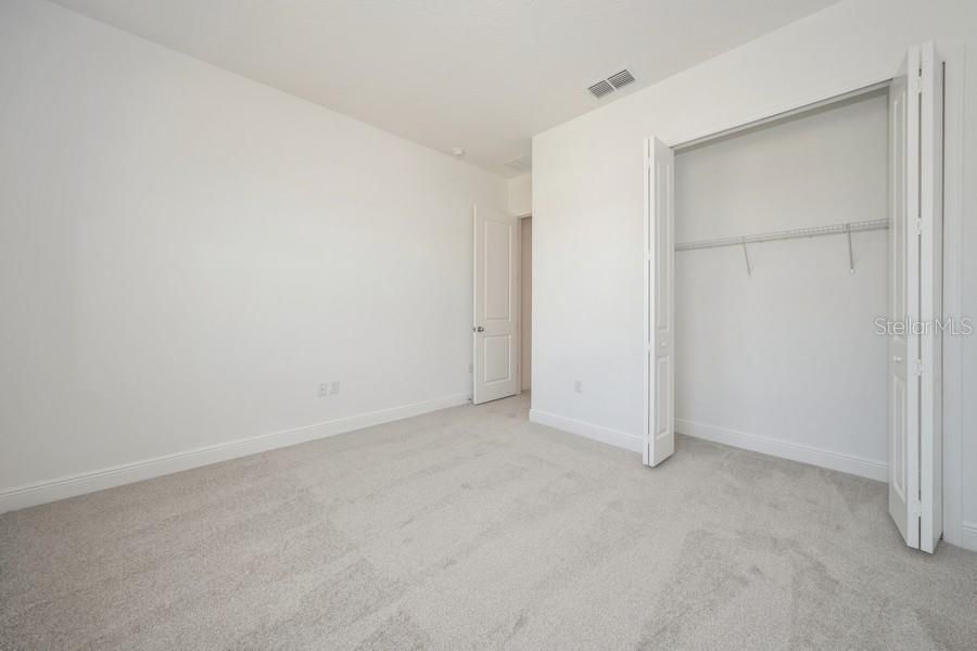 For Rent: $5,600 (5 beds, 3 baths, 3076 Square Feet)