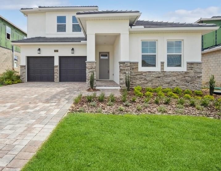For Rent: $5,600 (5 beds, 3 baths, 3076 Square Feet)