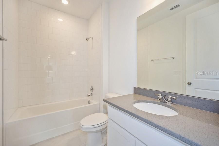 For Rent: $5,600 (5 beds, 3 baths, 3076 Square Feet)