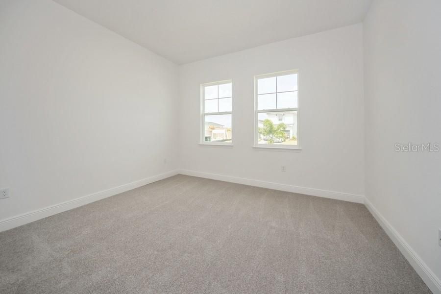 For Rent: $5,600 (5 beds, 3 baths, 3076 Square Feet)