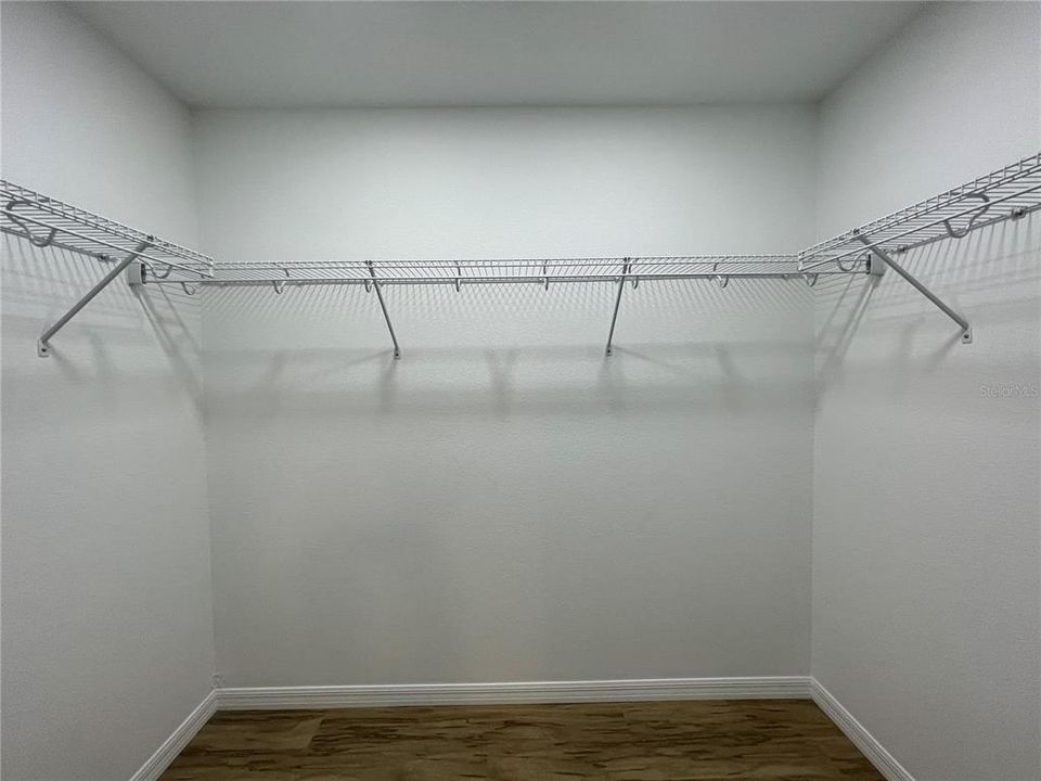 For Rent: $1,700 (3 beds, 2 baths, 1274 Square Feet)