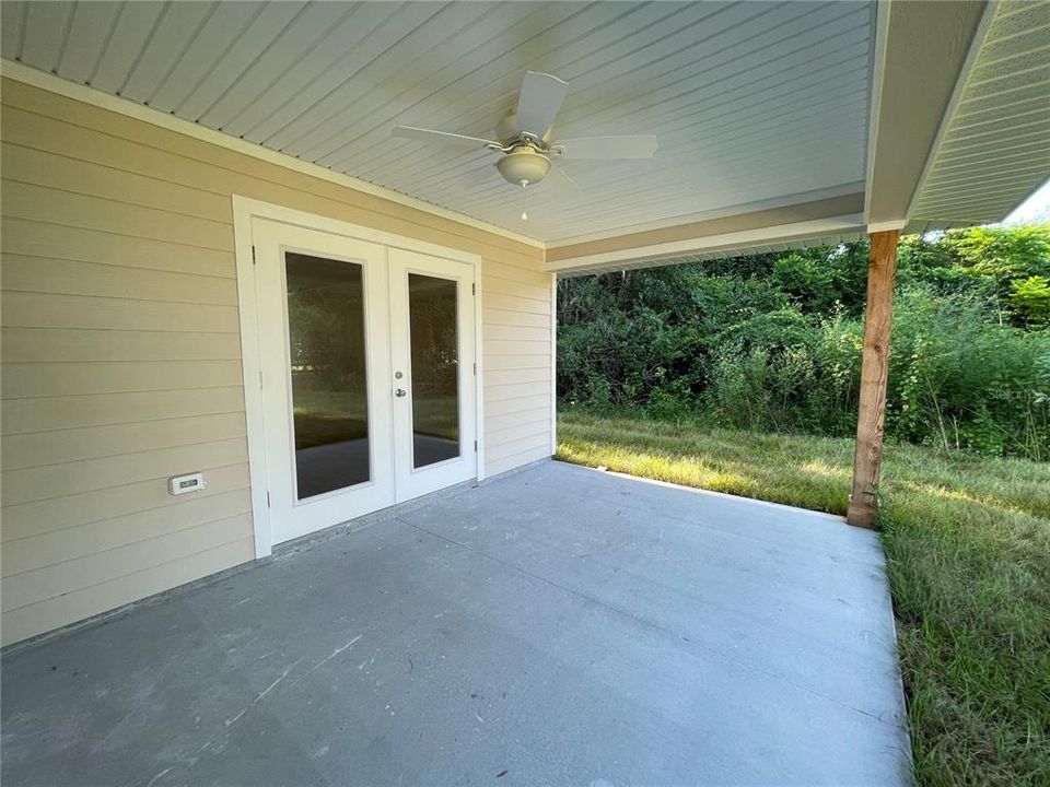 For Rent: $1,700 (3 beds, 2 baths, 1274 Square Feet)