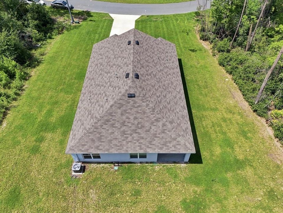 For Rent: $2,100 (4 beds, 2 baths, 1827 Square Feet)
