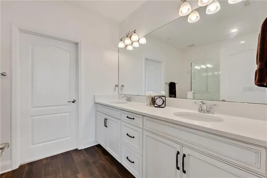 For Rent: $4,000 (3 beds, 2 baths, 1567 Square Feet)