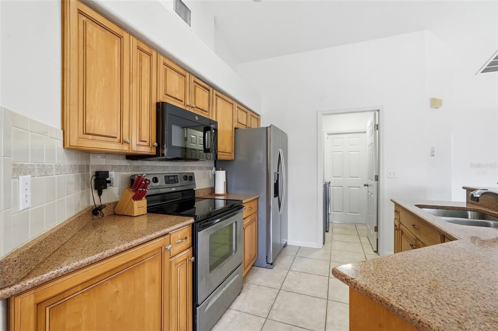 For Sale: $359,900 (3 beds, 2 baths, 1516 Square Feet)