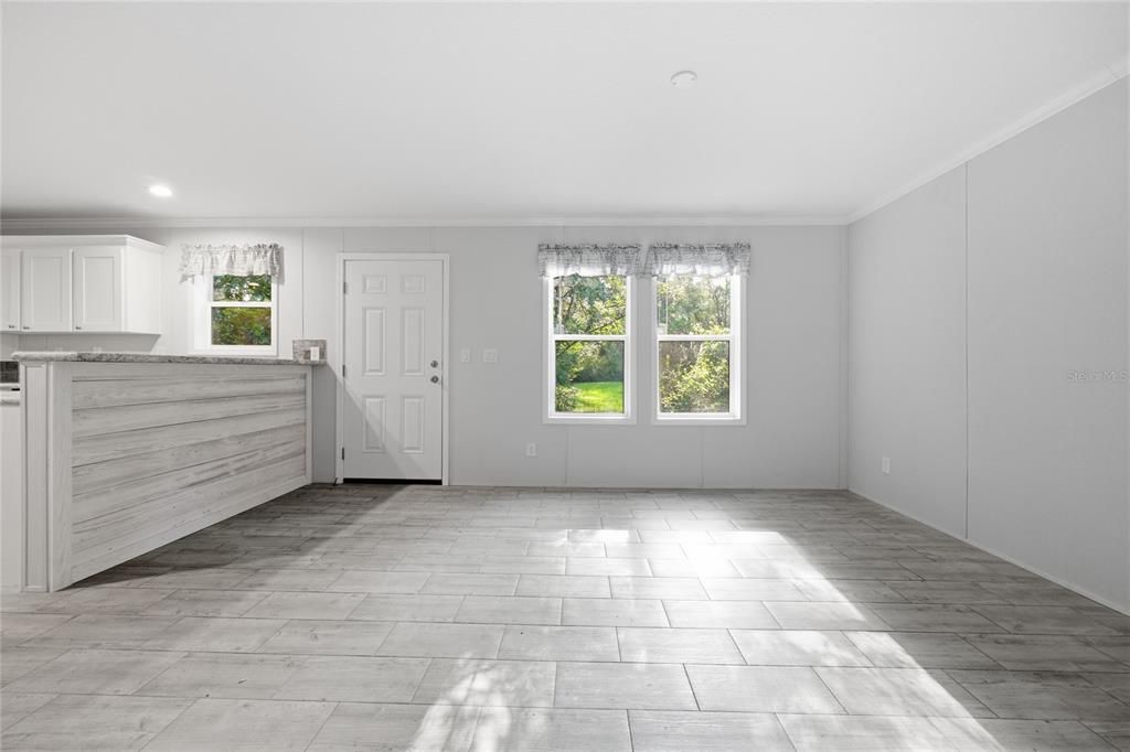 For Sale: $1,100,000 (3 beds, 2 baths, 1782 Square Feet)