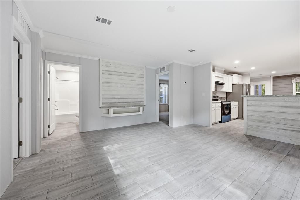 For Sale: $1,100,000 (3 beds, 2 baths, 1782 Square Feet)
