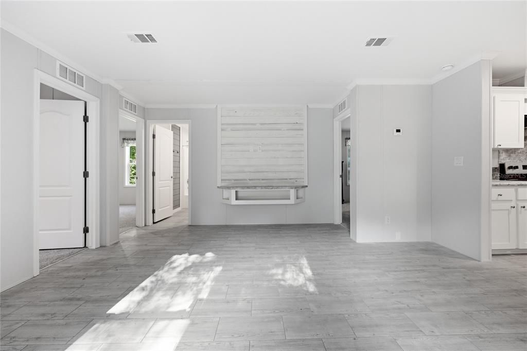 For Sale: $1,100,000 (3 beds, 2 baths, 1782 Square Feet)