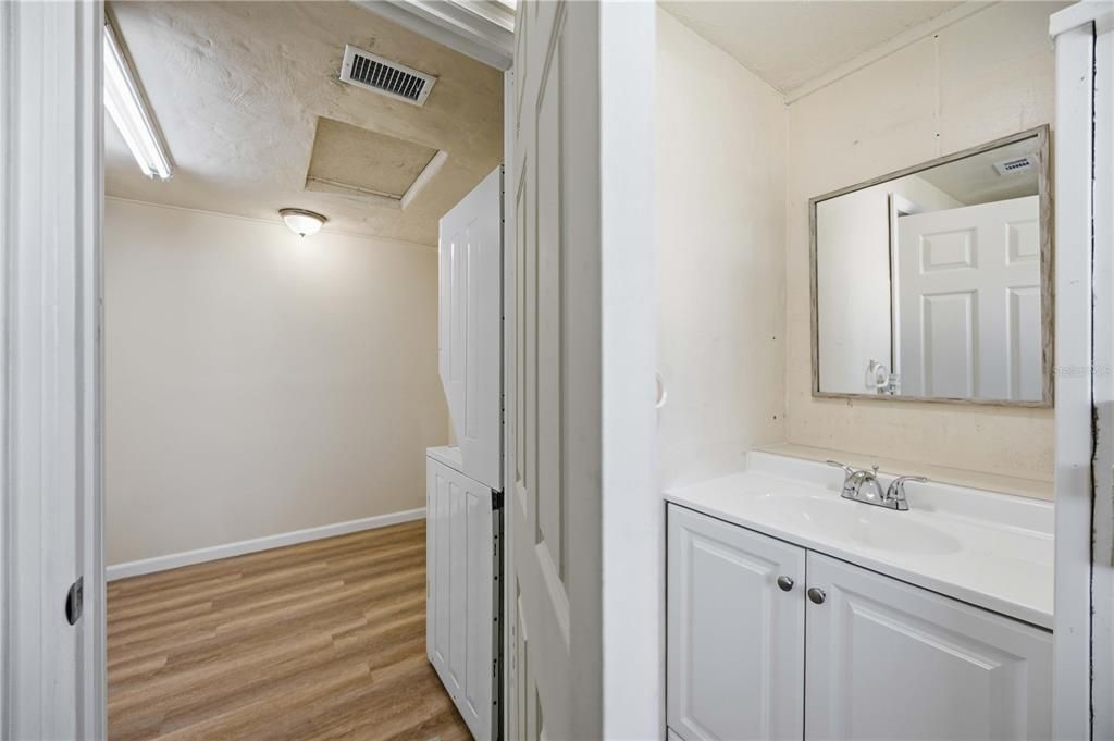 For Sale: $395,000 (4 beds, 0 baths, 1885 Square Feet)