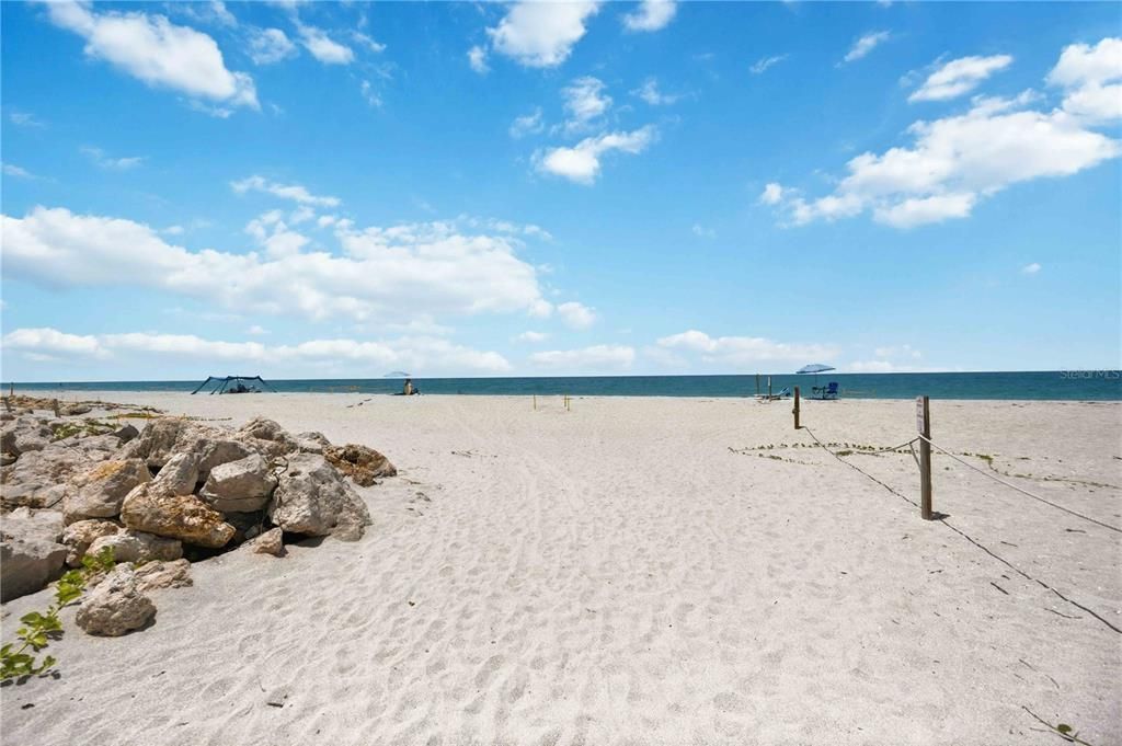 For Sale: $395,000 (4 beds, 0 baths, 1885 Square Feet)