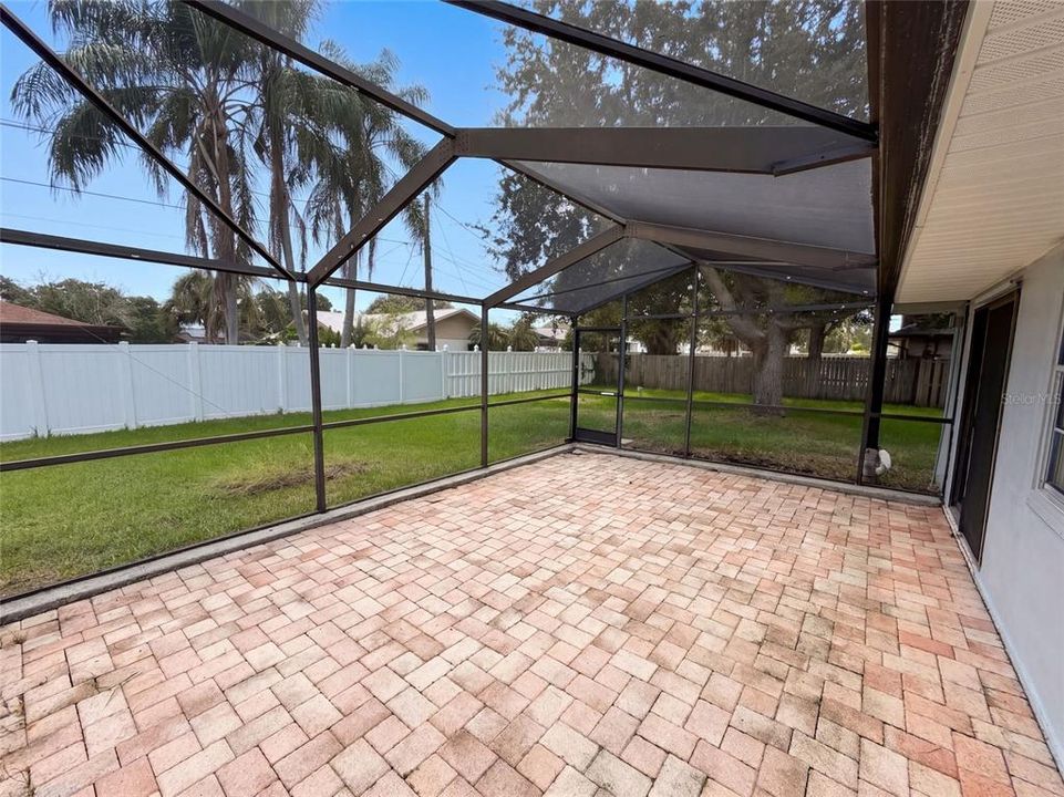 For Sale: $322,000 (3 beds, 2 baths, 1542 Square Feet)