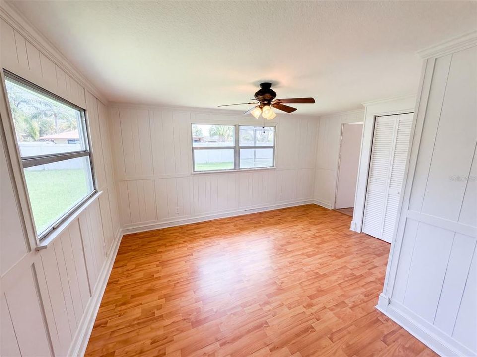For Sale: $322,000 (3 beds, 2 baths, 1542 Square Feet)