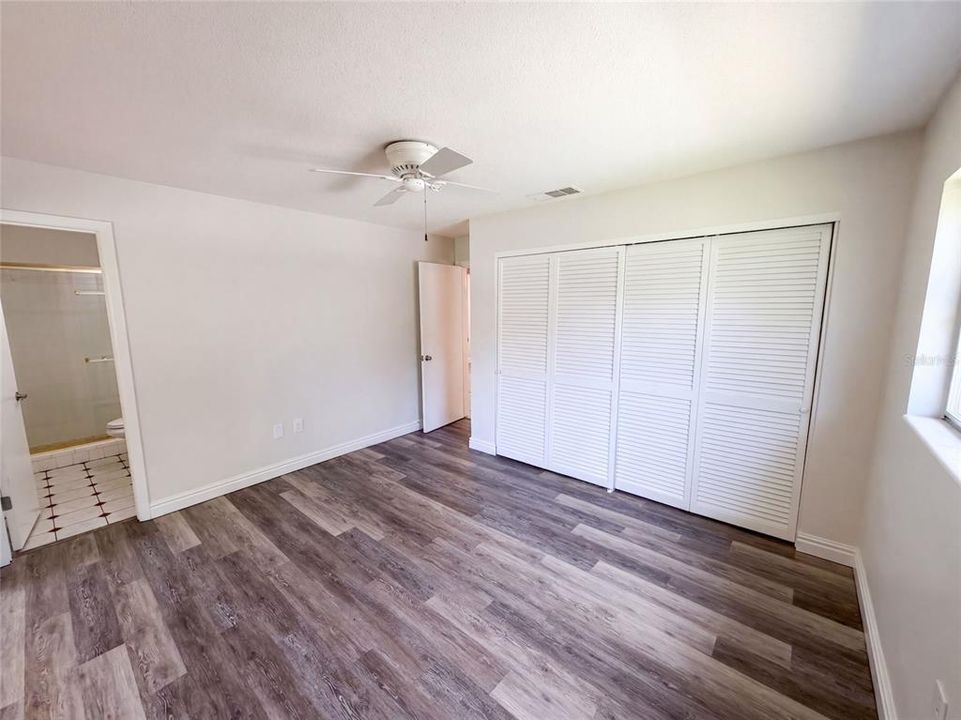 For Sale: $322,000 (3 beds, 2 baths, 1542 Square Feet)