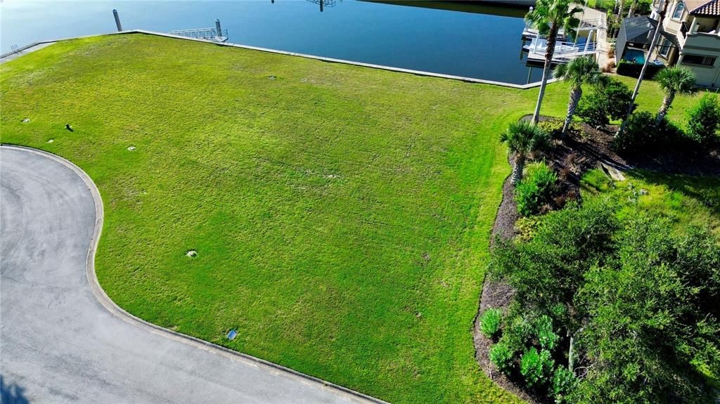 En Venta: $229,000 (0.11 acres)