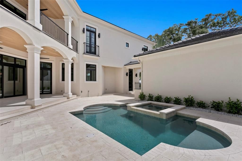 En Venta: $7,900,000 (5 camas, 5 baños, 6671 Pies cuadrados)