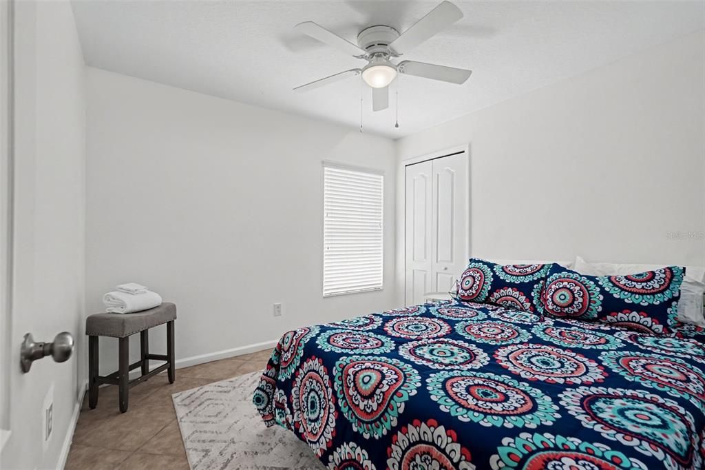For Sale: $345,000 (3 beds, 2 baths, 1525 Square Feet)