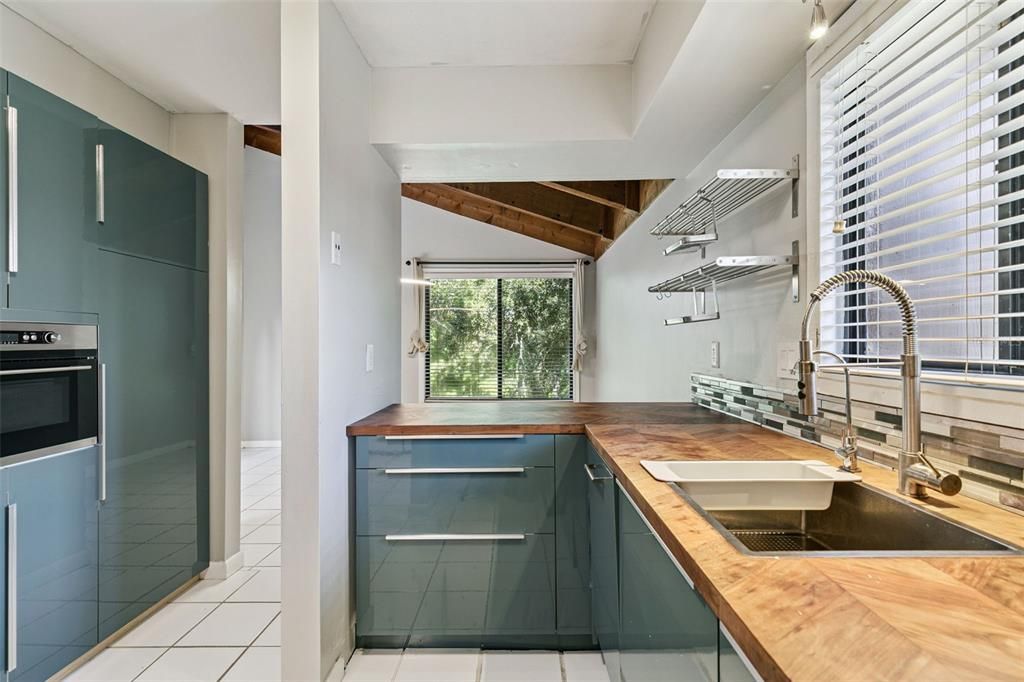 В аренду: $1,595 (2 спален, 2 ванн, 1173 Квадратных фут)