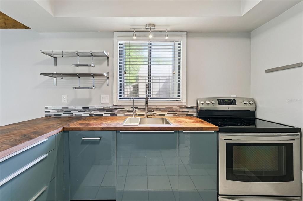 В аренду: $1,595 (2 спален, 2 ванн, 1173 Квадратных фут)