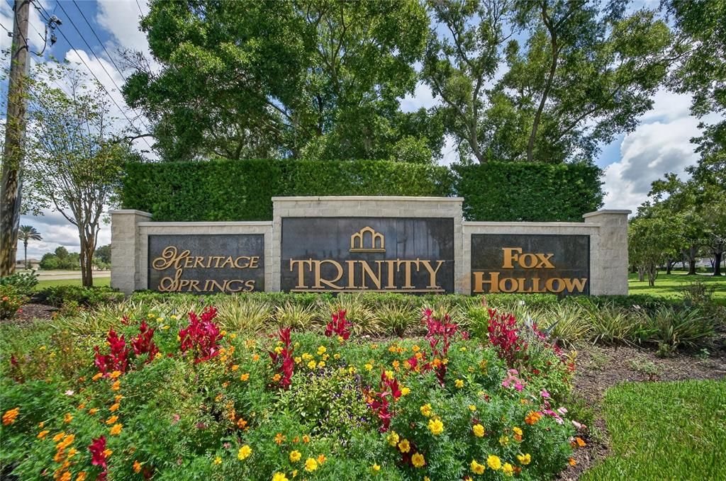 For Sale: $700,000 (6 beds, 3 baths, 2988 Square Feet)