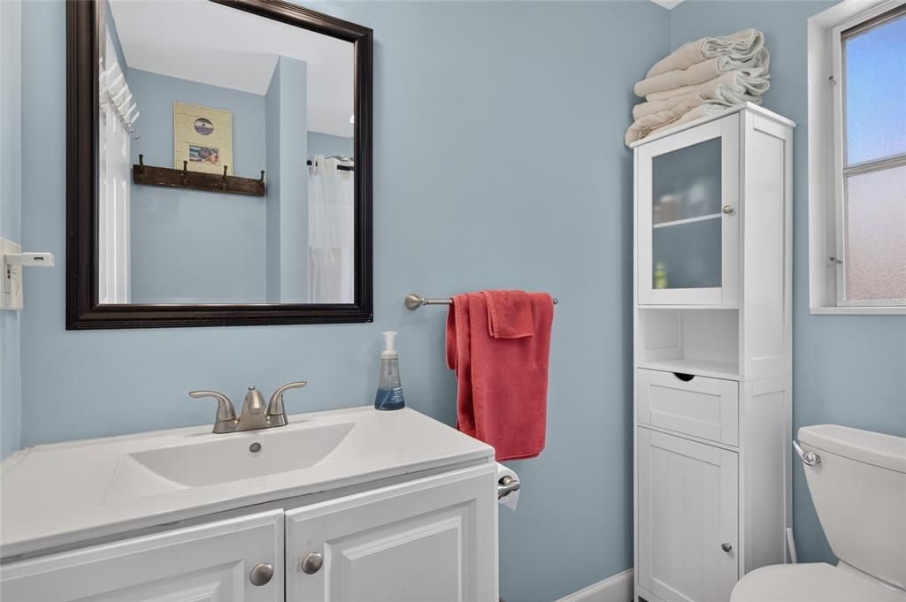 : $399,000 (2 beds, 2 baths, 1016 Square Feet)