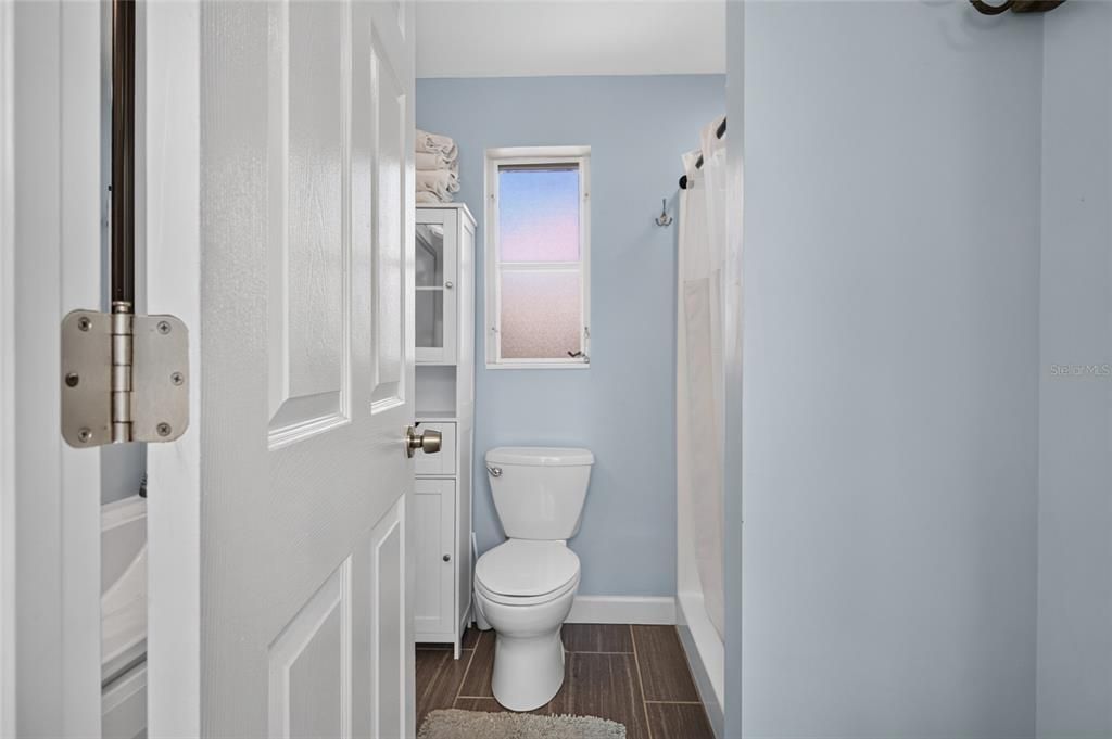 : $399,000 (2 beds, 2 baths, 1016 Square Feet)