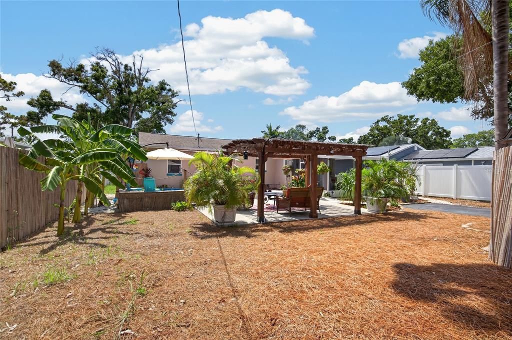 : $399,000 (2 beds, 2 baths, 1016 Square Feet)