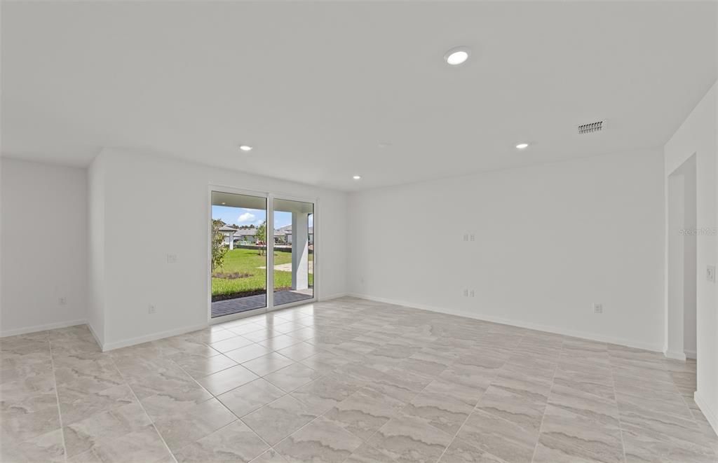 For Sale: $526,155 (5 beds, 3 baths, 2615 Square Feet)