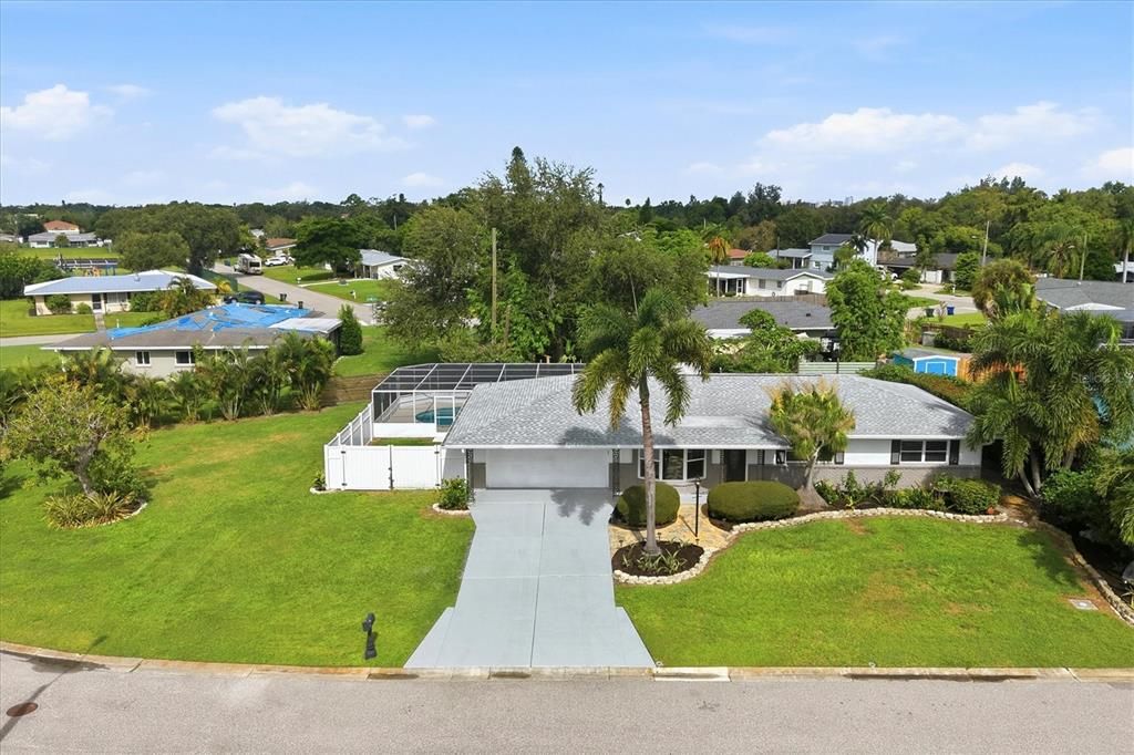 For Sale: $549,000 (3 beds, 3 baths, 1502 Square Feet)