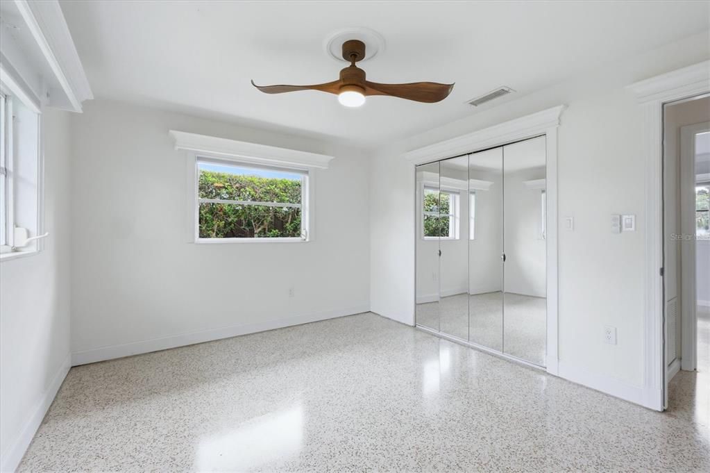 For Sale: $549,000 (3 beds, 3 baths, 1502 Square Feet)
