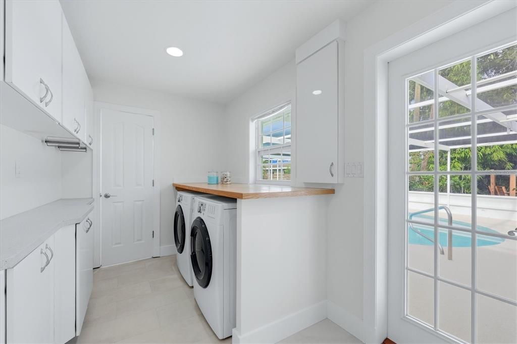 For Sale: $549,000 (3 beds, 3 baths, 1502 Square Feet)