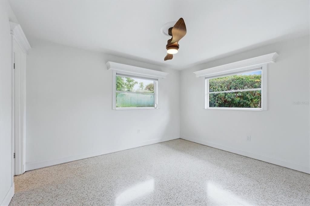 For Sale: $549,000 (3 beds, 3 baths, 1502 Square Feet)