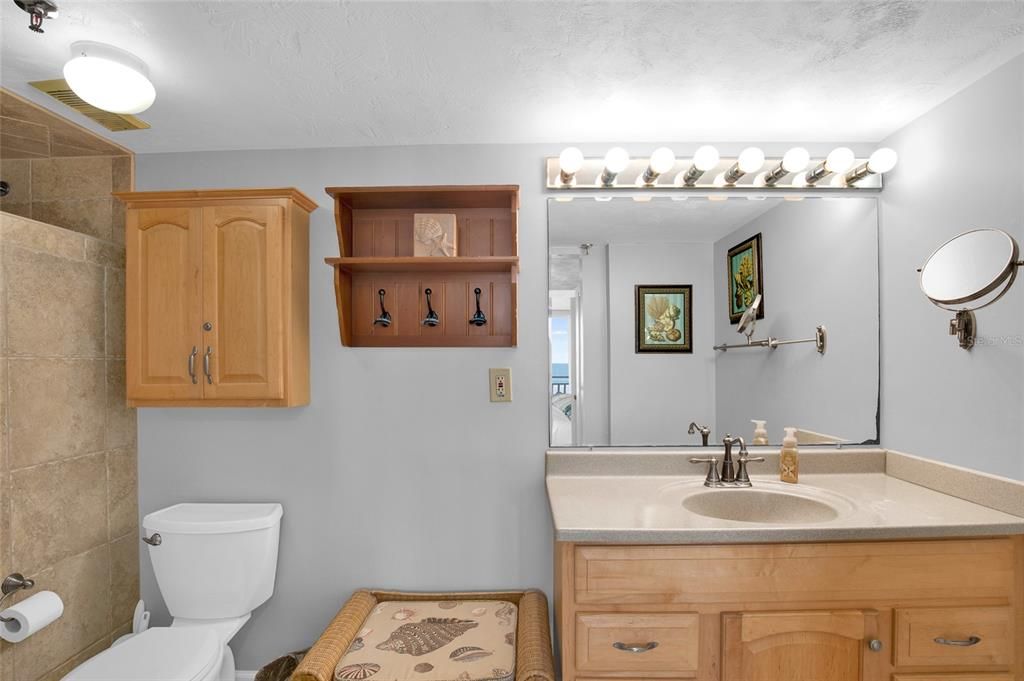 En Venta: $595,000 (2 camas, 2 baños, 1265 Pies cuadrados)