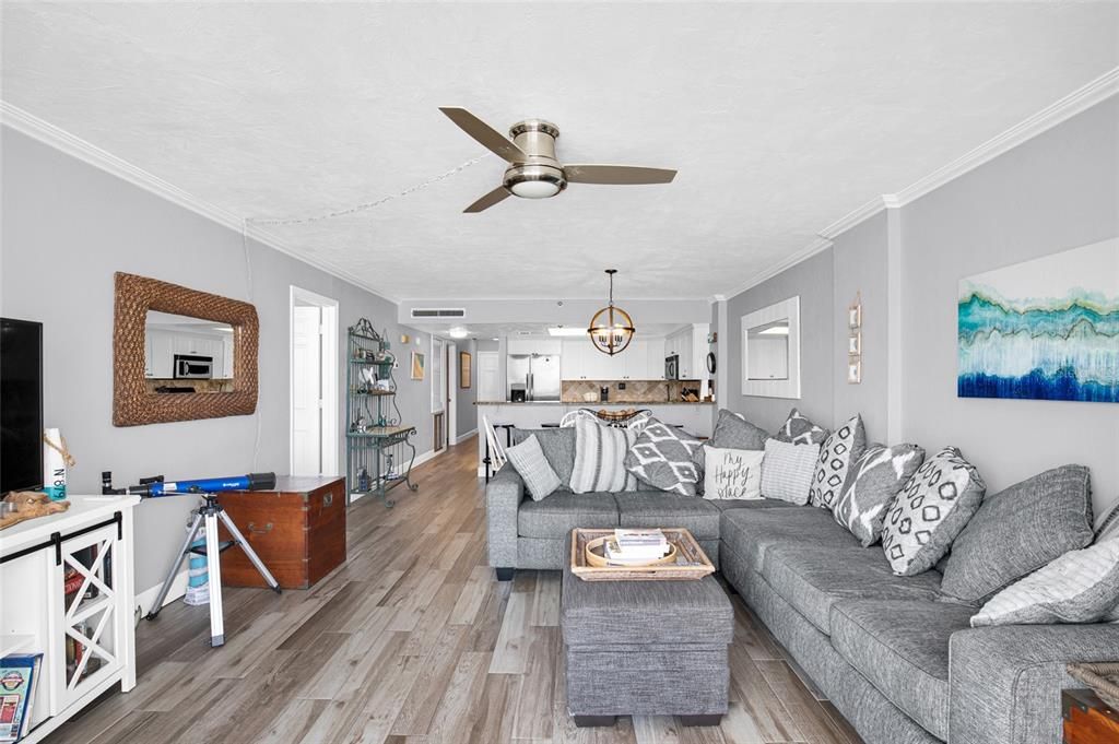 En Venta: $595,000 (2 camas, 2 baños, 1265 Pies cuadrados)
