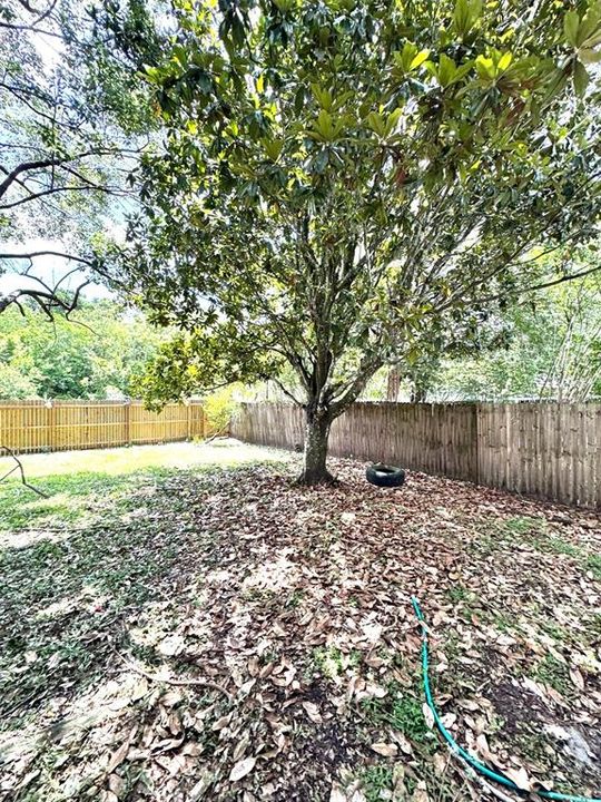 For Rent: $2,450 (3 beds, 2 baths, 1728 Square Feet)
