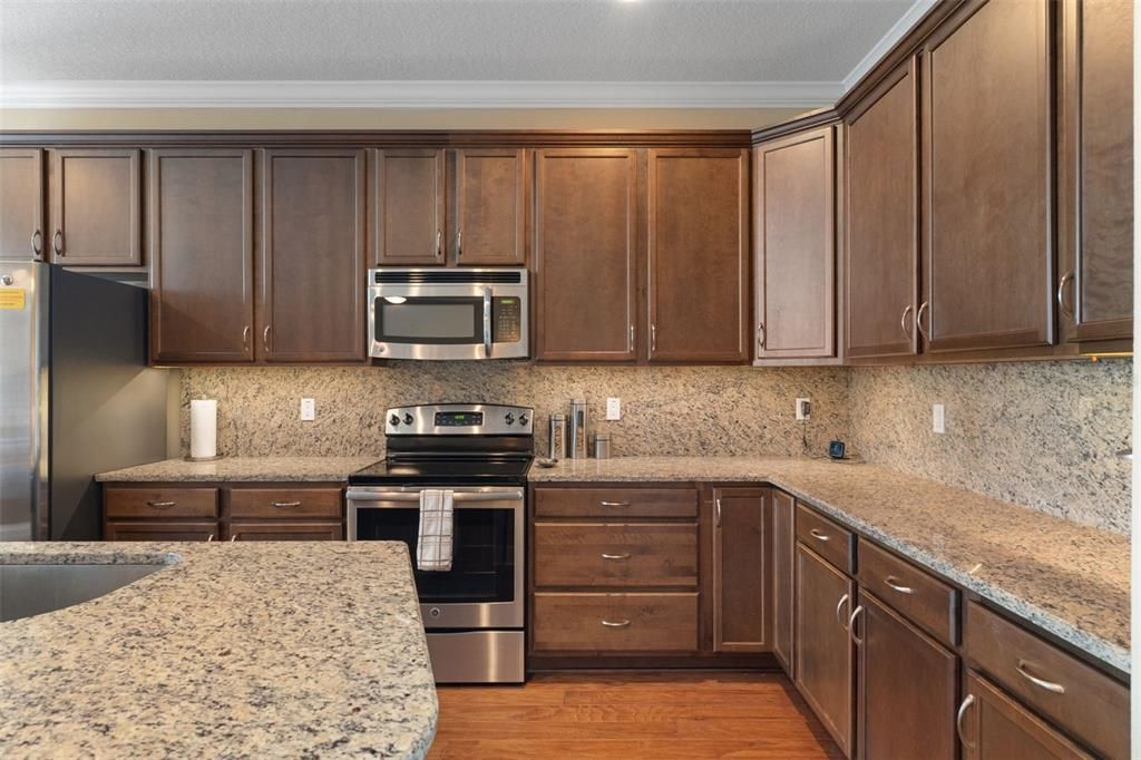 For Sale: $424,000 (3 beds, 2 baths, 1985 Square Feet)