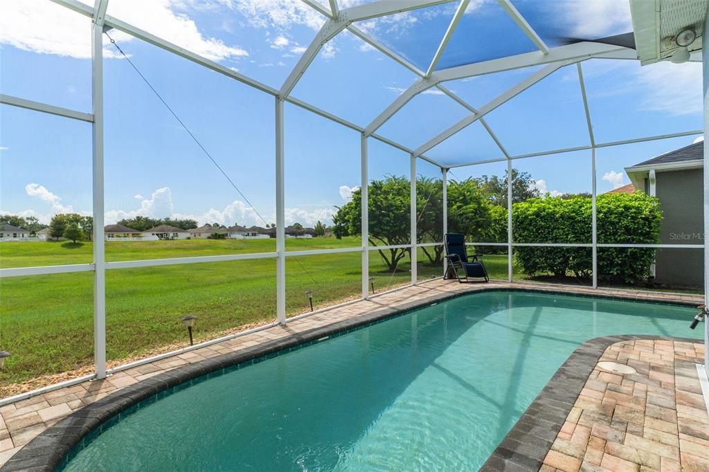 For Sale: $424,000 (3 beds, 2 baths, 1985 Square Feet)