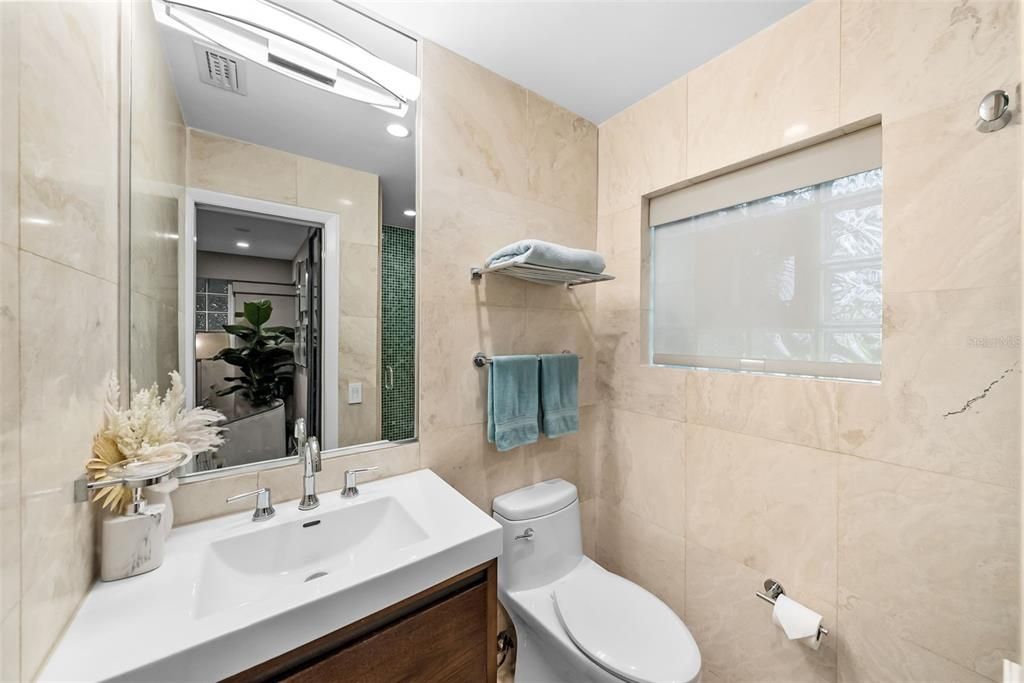 For Sale: $1,000,000 (3 beds, 3 baths, 2296 Square Feet)