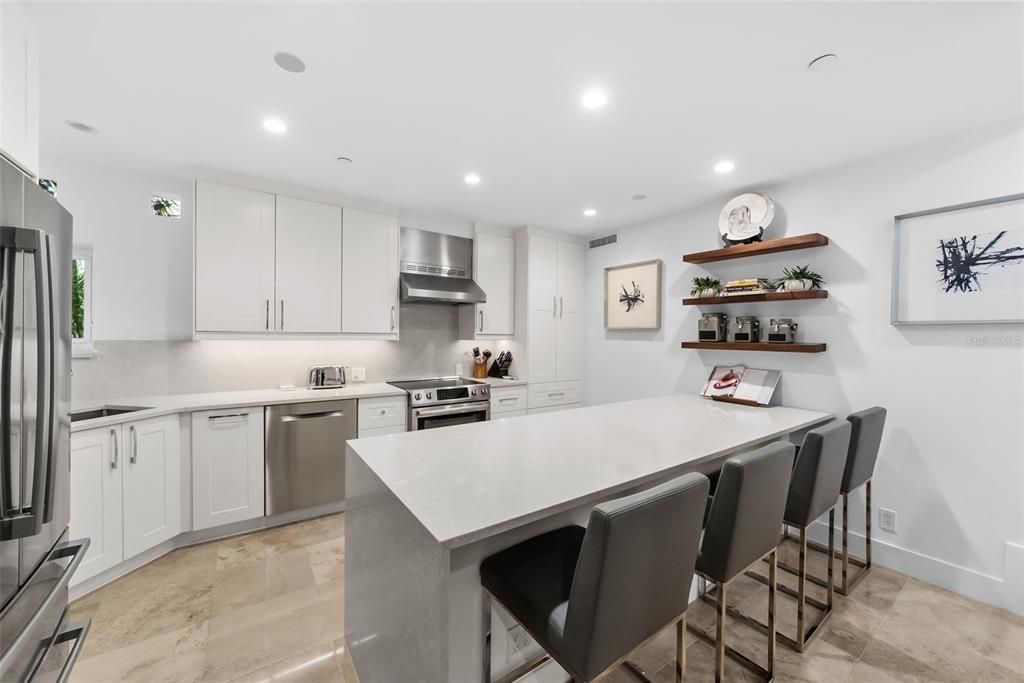 For Sale: $1,000,000 (3 beds, 3 baths, 2296 Square Feet)