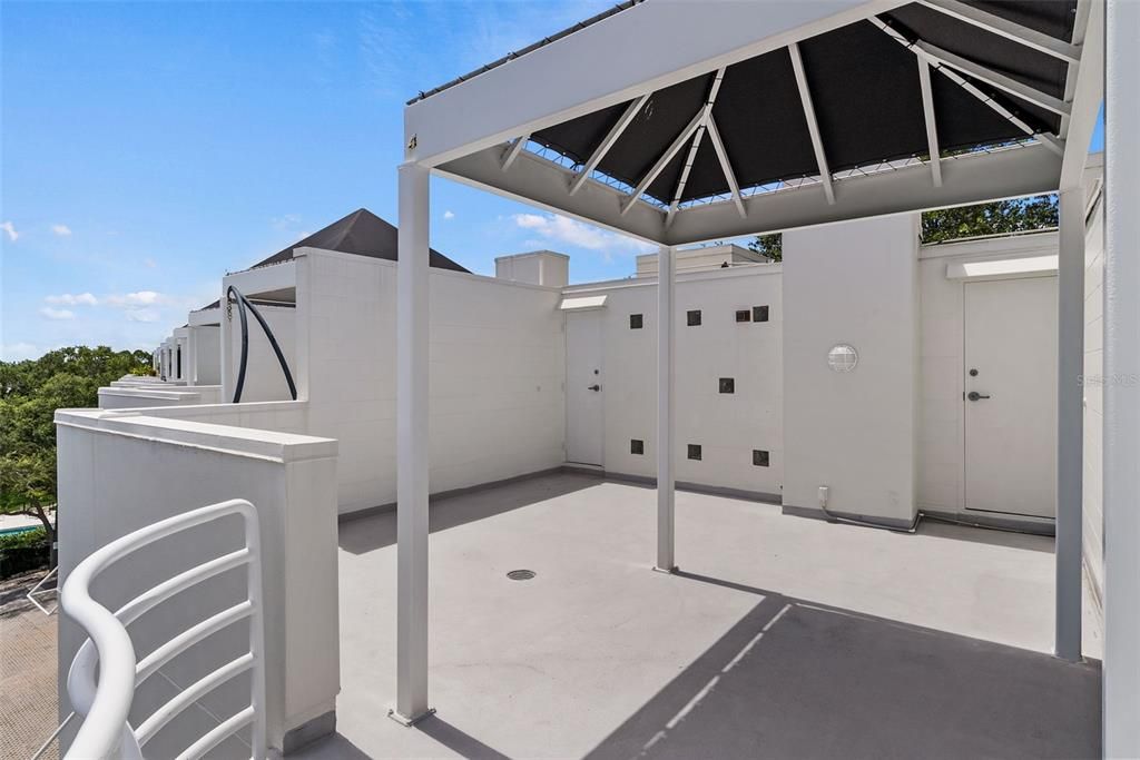 For Sale: $1,000,000 (3 beds, 3 baths, 2296 Square Feet)