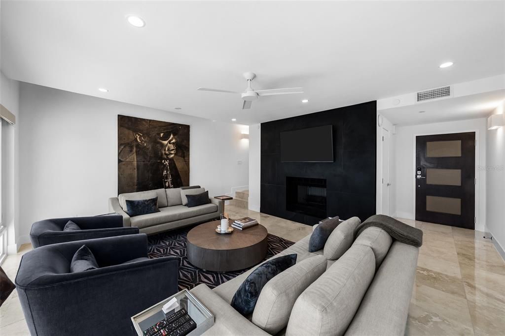 For Sale: $1,000,000 (3 beds, 3 baths, 2296 Square Feet)